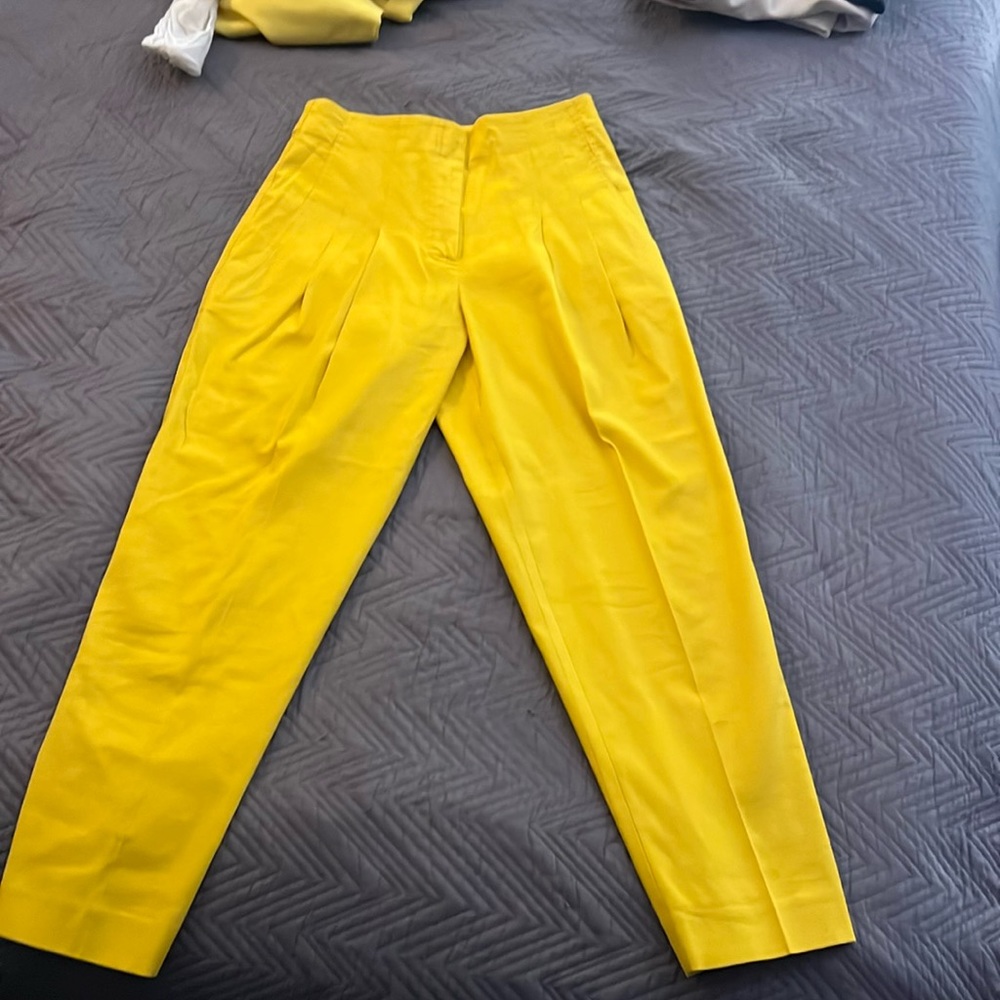 Alc size 6 high wasted yellow pant